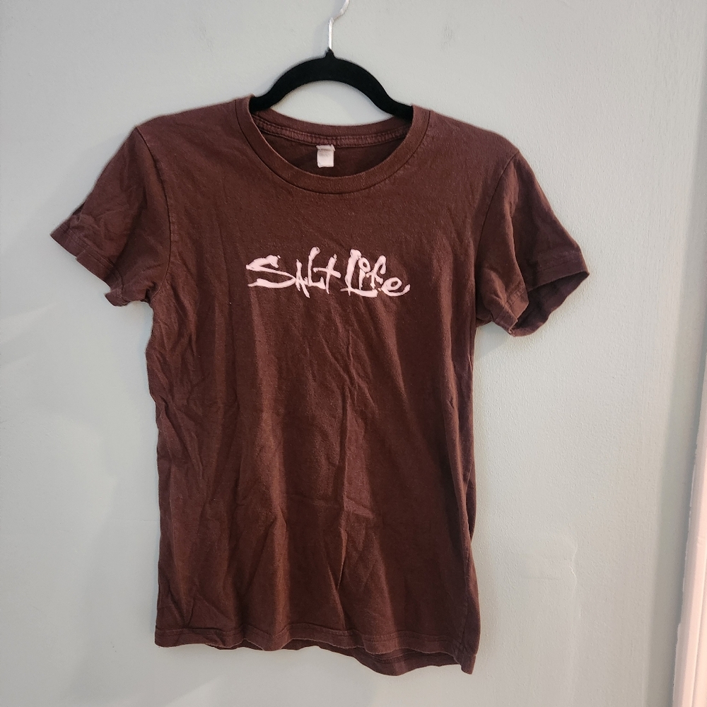 Salt life shirt L